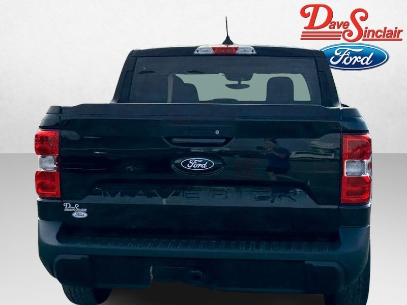 Ford Maverick Vehicle Image 08