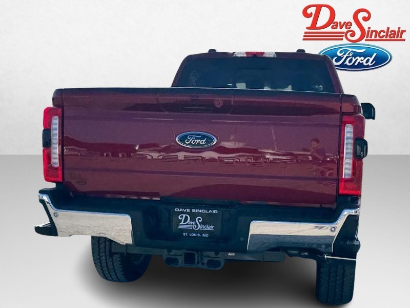 Ford Super Duty F-350 SRW Vehicle Image 08
