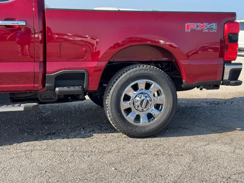Ford Super Duty F-350 SRW Vehicle Image 11