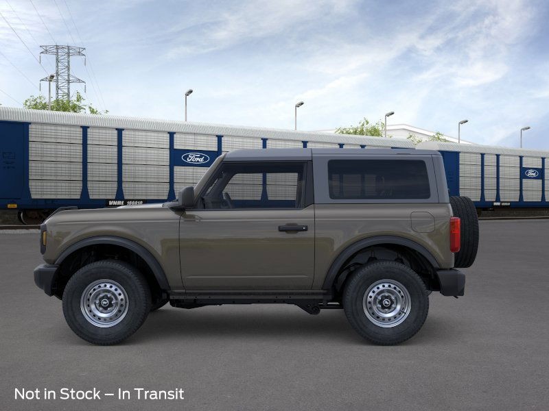 Ford Bronco Vehicle Image 04