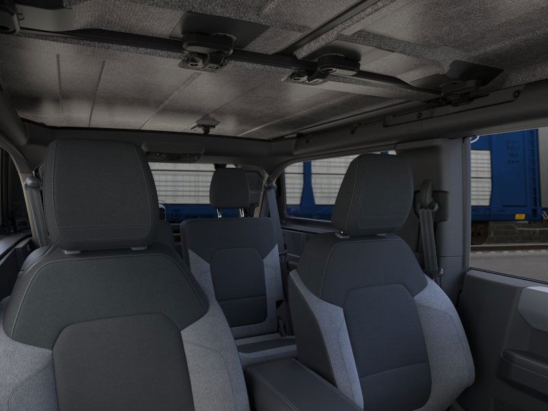 Ford Bronco Vehicle Image 14