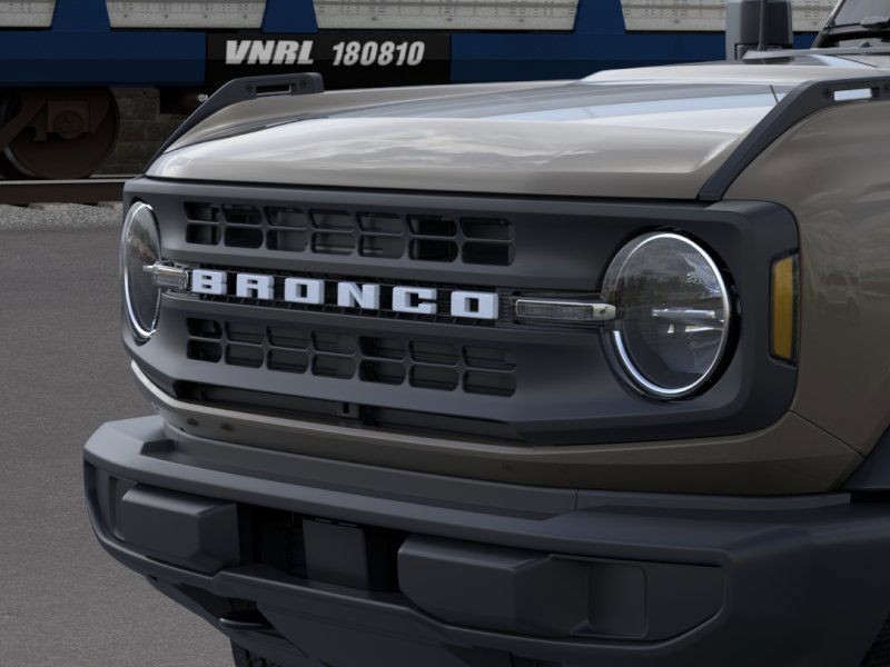 Ford Bronco Vehicle Image 21