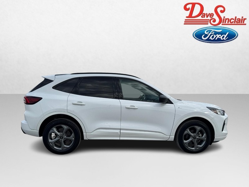 Ford Escape Vehicle Full-screen Gallery Image 05