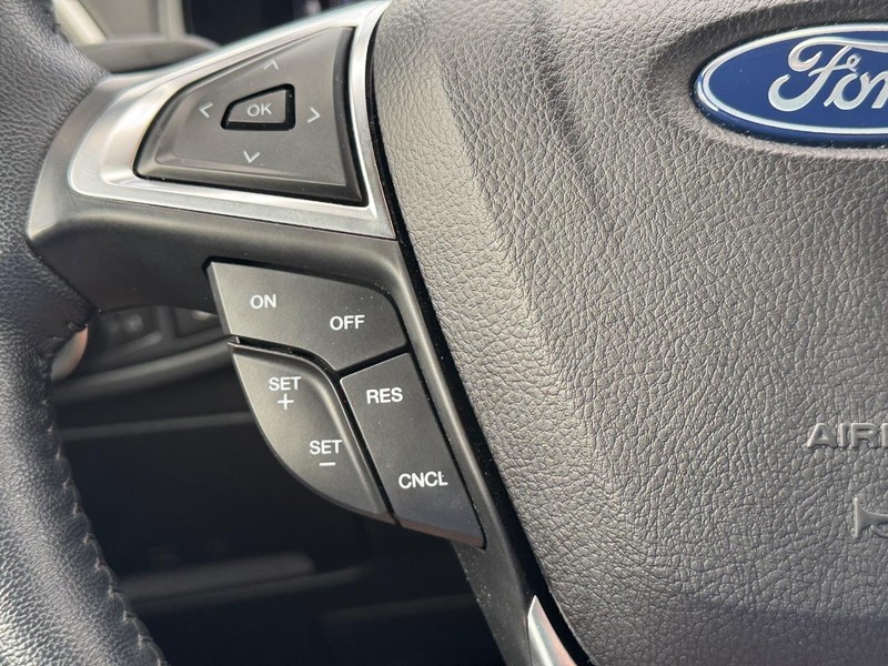 Ford Edge Vehicle Image 20