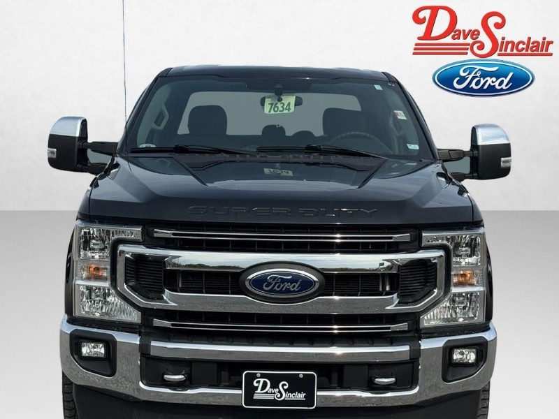 Ford Super Duty F-250 SRW Vehicle Image 02