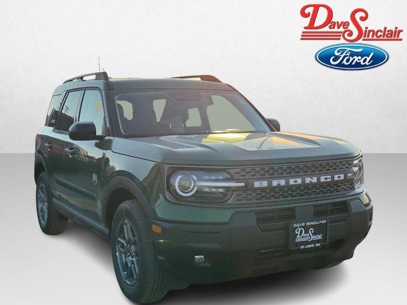 Ford Bronco Sport Vehicle Full-screen Gallery Image 04