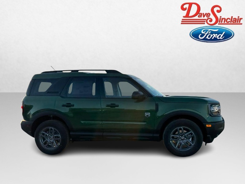 Ford Bronco Sport Vehicle Full-screen Gallery Image 05