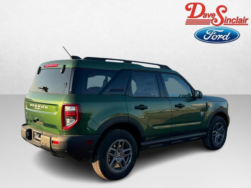 Ford Bronco Sport Vehicle Full-screen Gallery Image 07