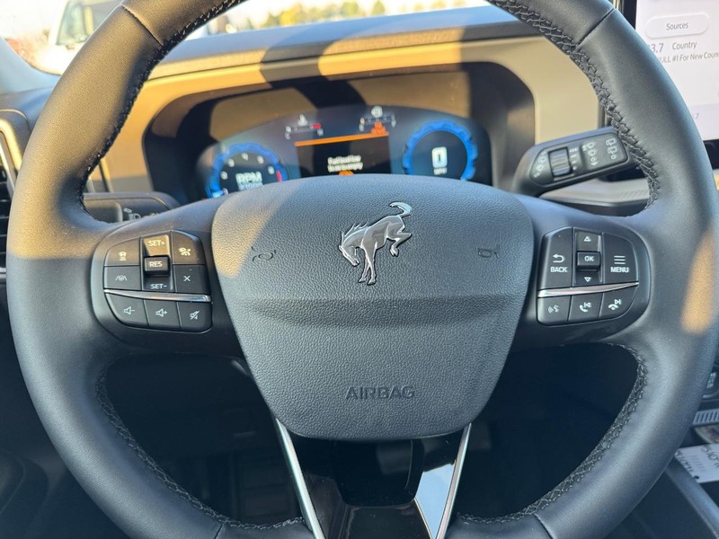 Ford Bronco Sport Vehicle Full-screen Gallery Image 20