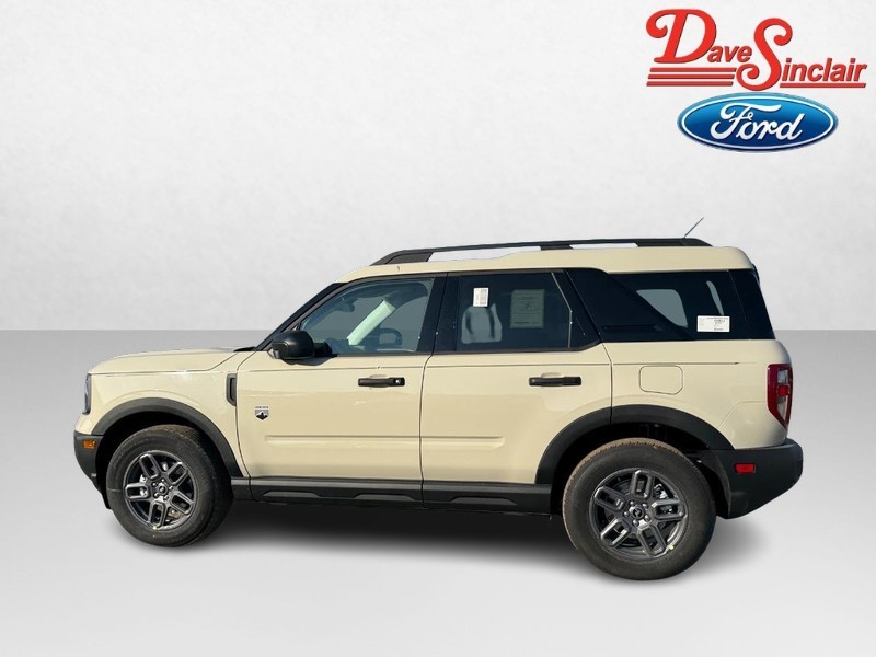 Ford Bronco Sport Vehicle Full-screen Gallery Image 10