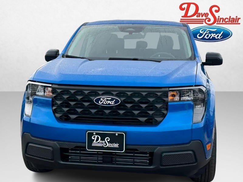 Ford Maverick Vehicle Full-screen Gallery Image 02