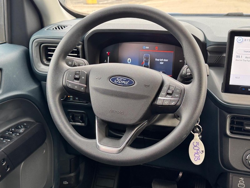 Ford Maverick Vehicle Full-screen Gallery Image 14