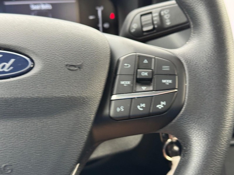 Ford Maverick Vehicle Full-screen Gallery Image 21