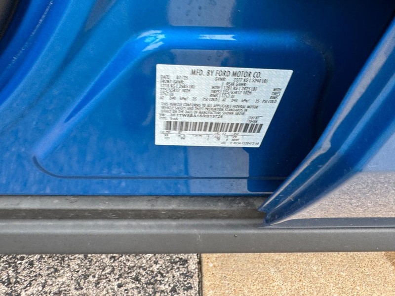 Ford Maverick Vehicle Full-screen Gallery Image 23