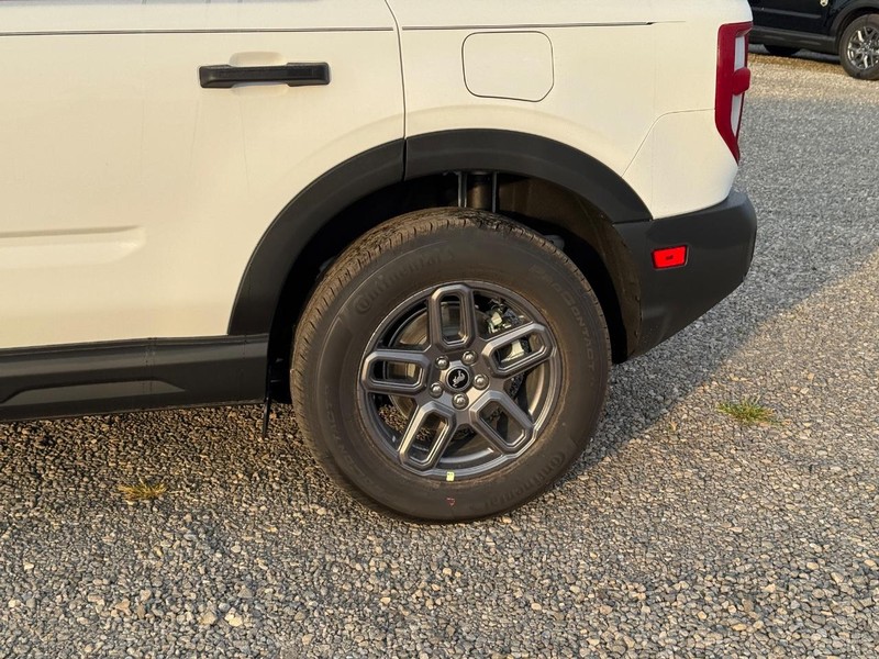 Ford Bronco Sport Vehicle Image 11