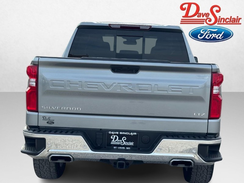 Chevrolet Silverado 1500 Vehicle Full-screen Gallery Image 08