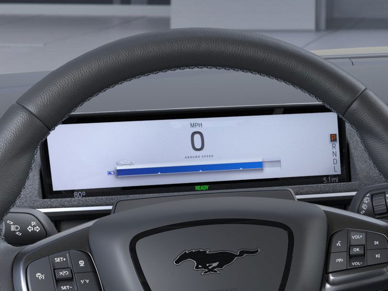 Ford Mustang Mach-E Vehicle Full-screen Gallery Image 15