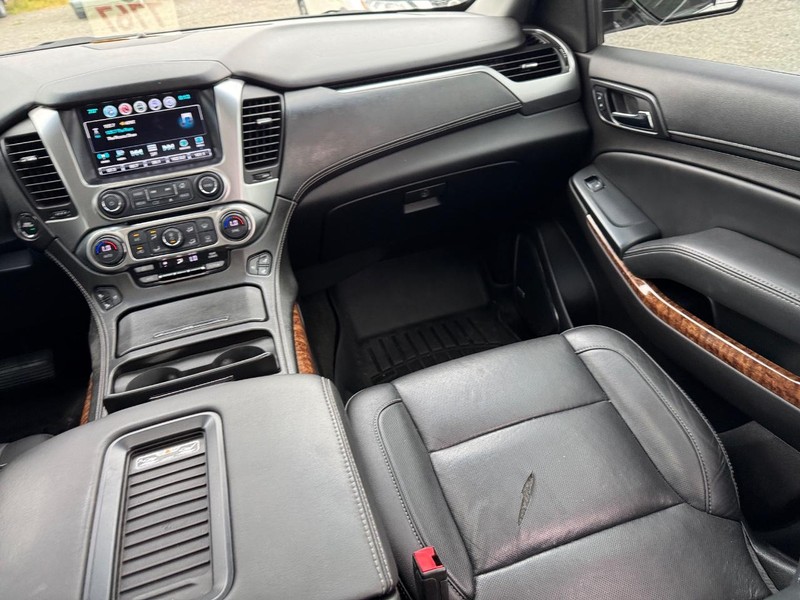 Chevrolet Tahoe Vehicle Full-screen Gallery Image 19