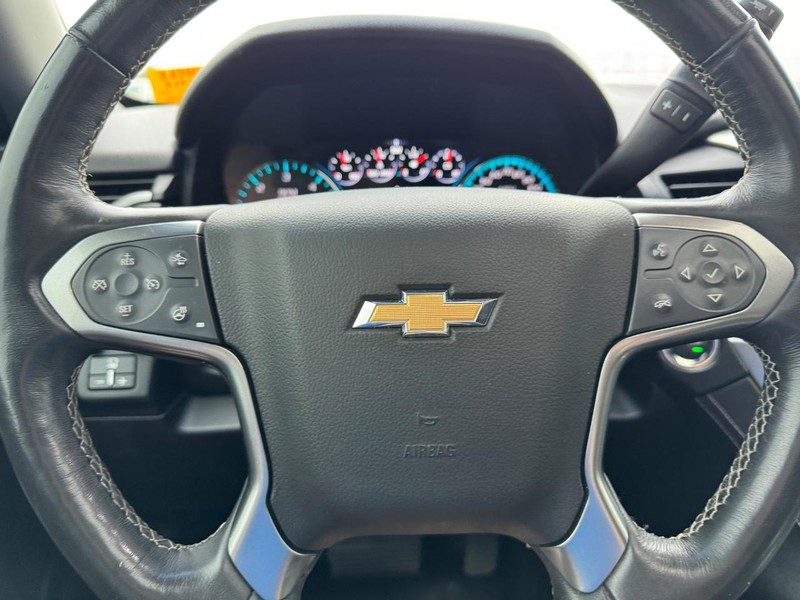 Chevrolet Tahoe Vehicle Full-screen Gallery Image 23