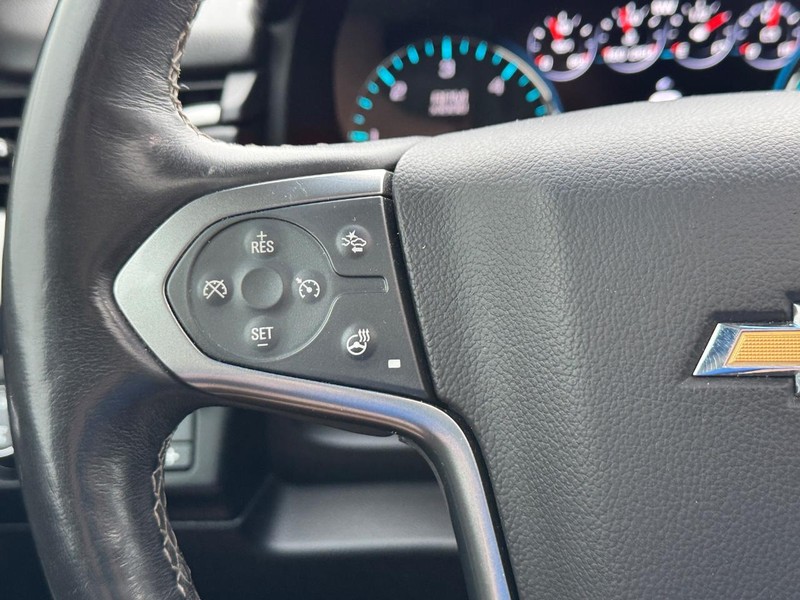 Chevrolet Tahoe Vehicle Full-screen Gallery Image 24