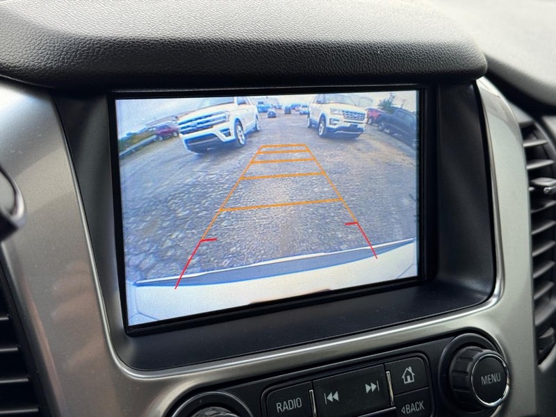 Chevrolet Tahoe Vehicle Full-screen Gallery Image 27