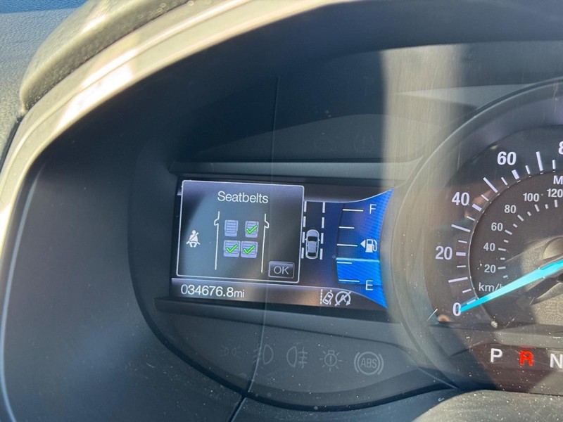 Ford Edge Vehicle Full-screen Gallery Image 26