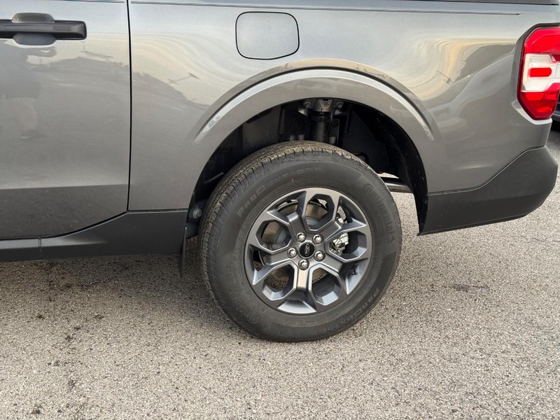 Ford Maverick Vehicle Full-screen Gallery Image 11