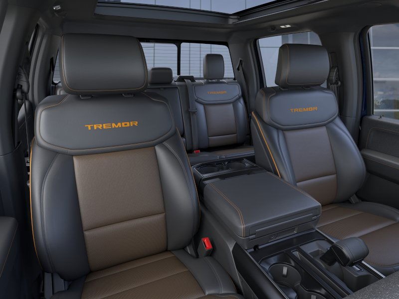 Ford F-150 Vehicle Full-screen Gallery Image 12