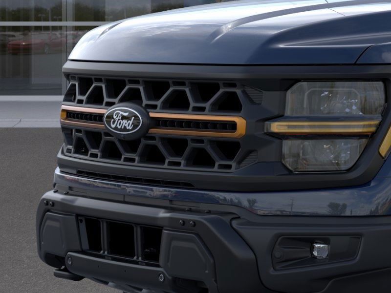 Ford F-150 Vehicle Full-screen Gallery Image 19