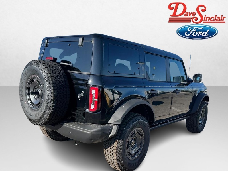 Ford Bronco Vehicle Full-screen Gallery Image 07