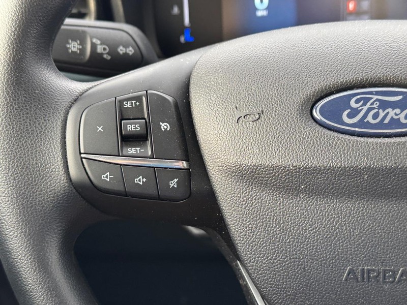 Ford Maverick Vehicle Full-screen Gallery Image 20