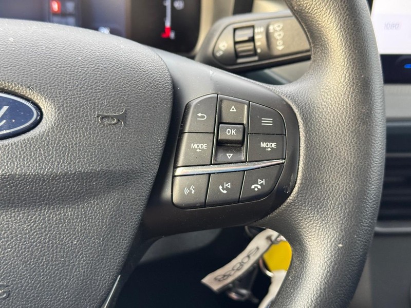 Ford Maverick Vehicle Full-screen Gallery Image 21