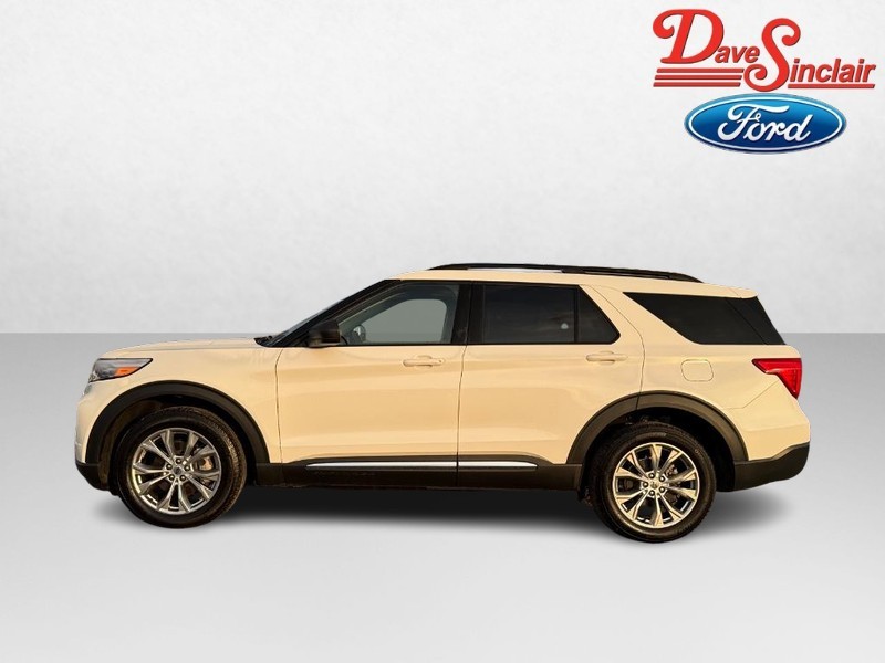 Ford Explorer Vehicle Image 10