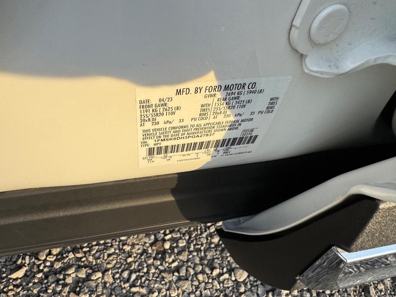 Ford Explorer Vehicle Image 25