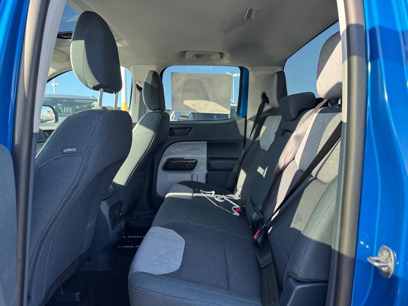 Ford Maverick Vehicle Image 12