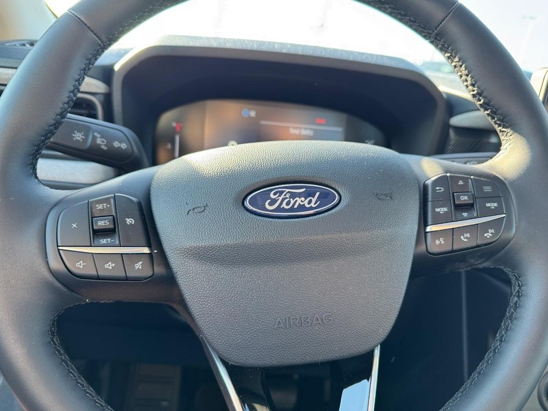 Ford Maverick Vehicle Image 20