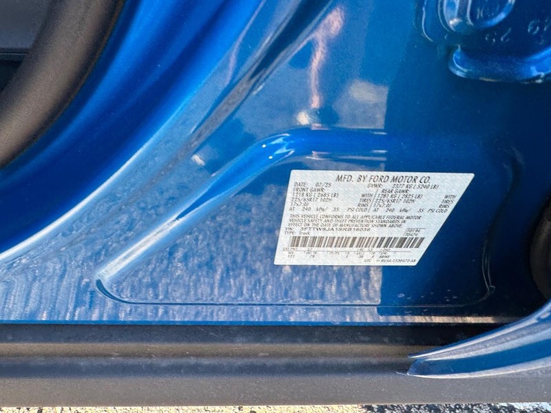 Ford Maverick Vehicle Image 25