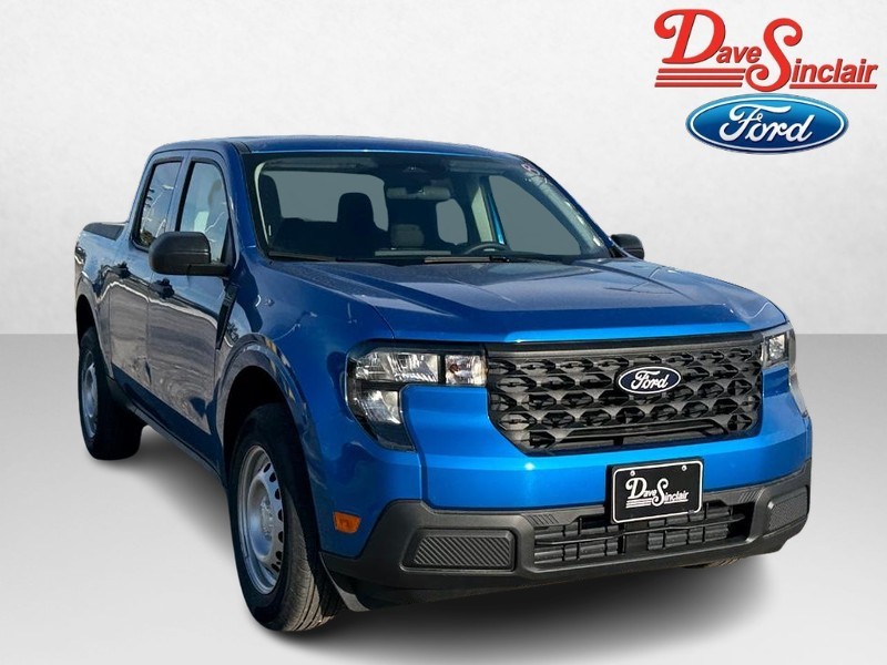 Ford Maverick Vehicle Image 04