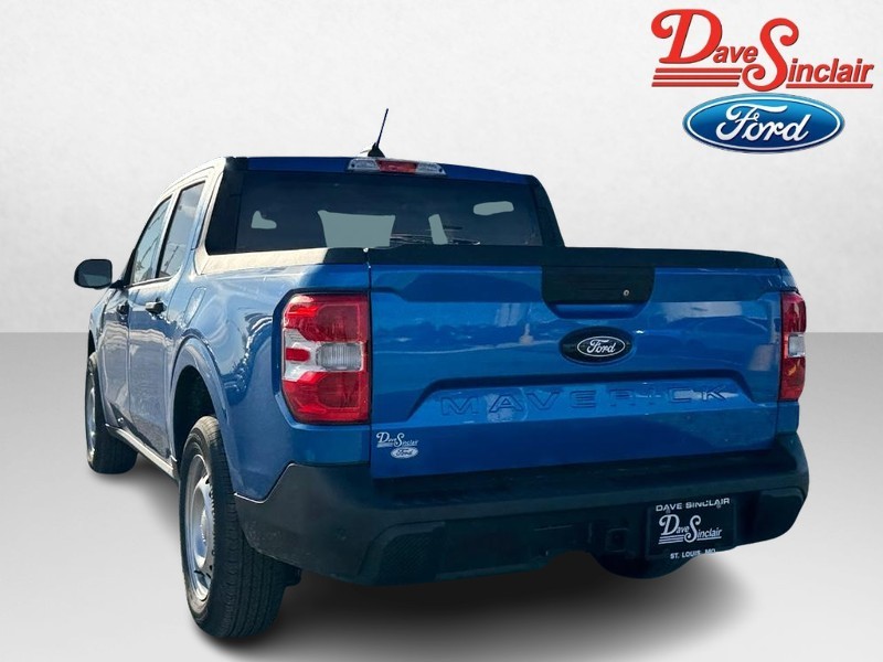 Ford Maverick Vehicle Image 09