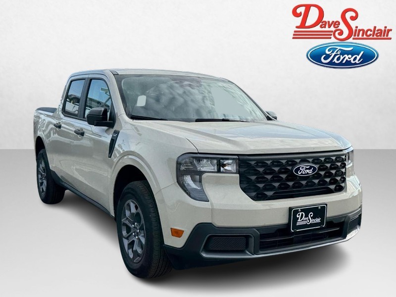 Ford Maverick Vehicle Image 04