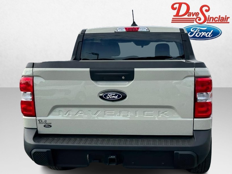 Ford Maverick Vehicle Image 08