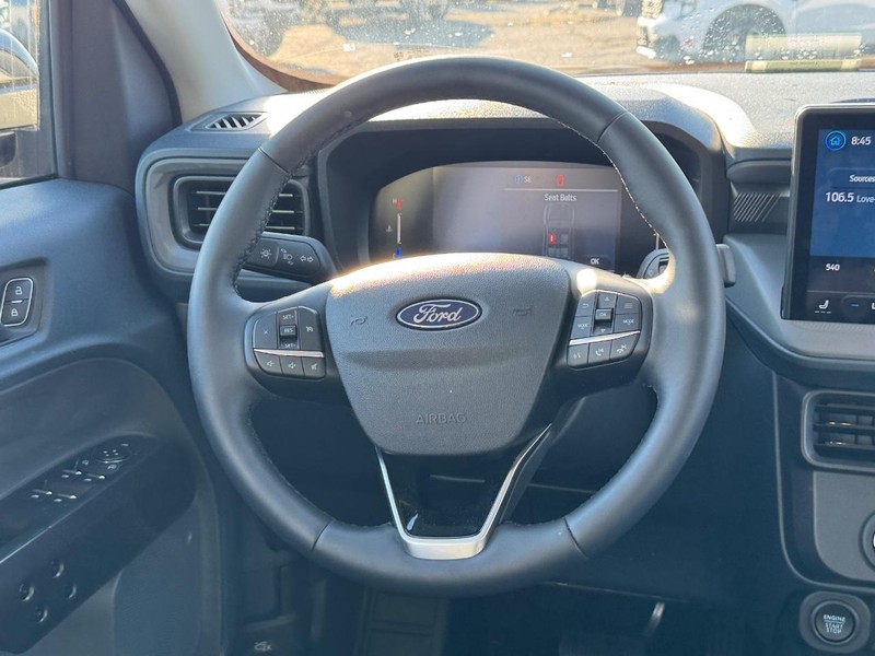 Ford Maverick Vehicle Full-screen Gallery Image 14