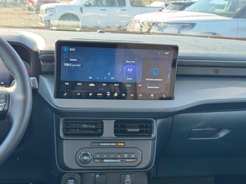 Ford Maverick Vehicle Full-screen Gallery Image 15