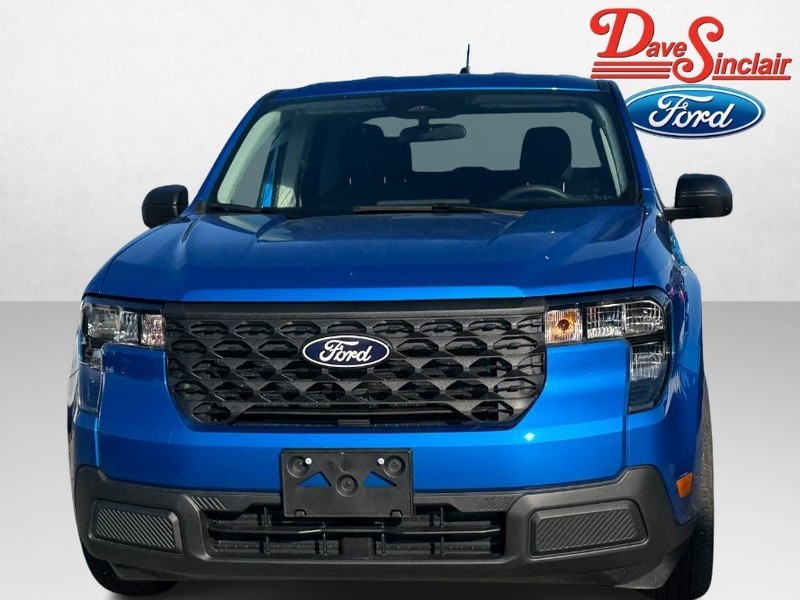 Ford Maverick Vehicle Full-screen Gallery Image 02