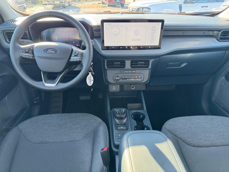 Ford Maverick Vehicle Full-screen Gallery Image 14