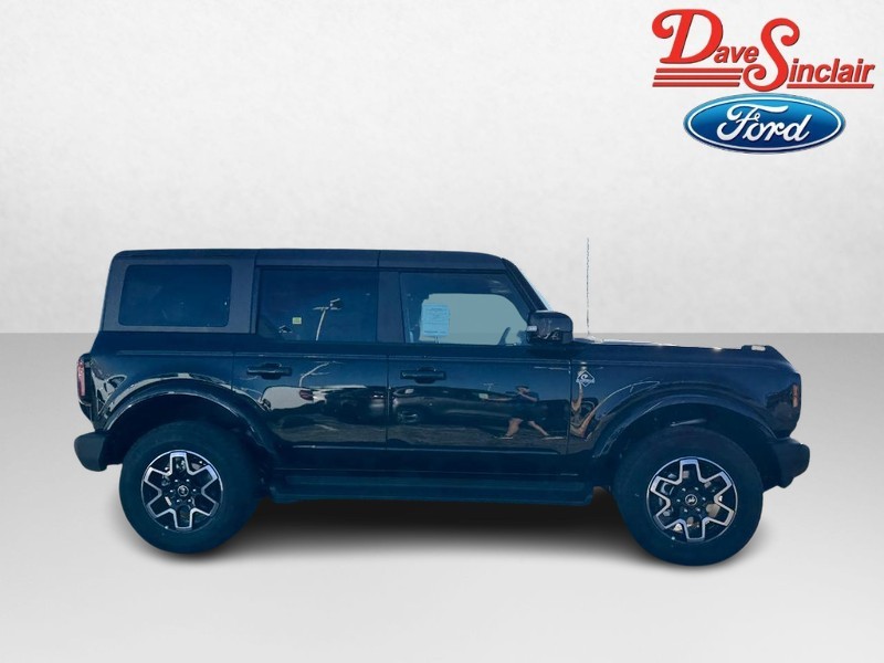 Ford Bronco Vehicle Image 05