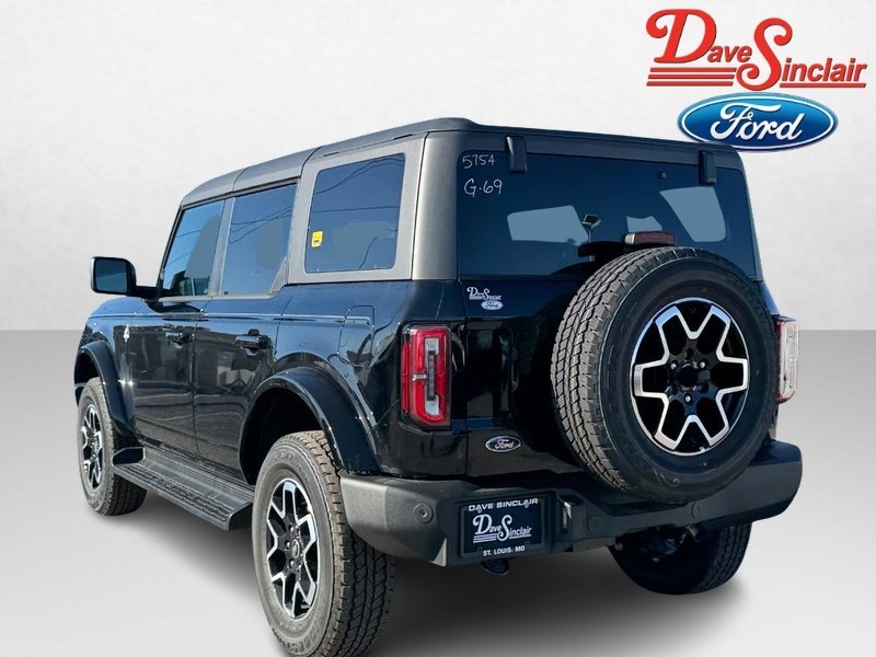 Ford Bronco Vehicle Image 09