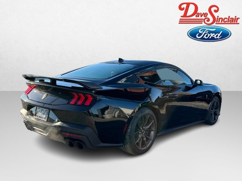 Ford Mustang Vehicle Full-screen Gallery Image 07