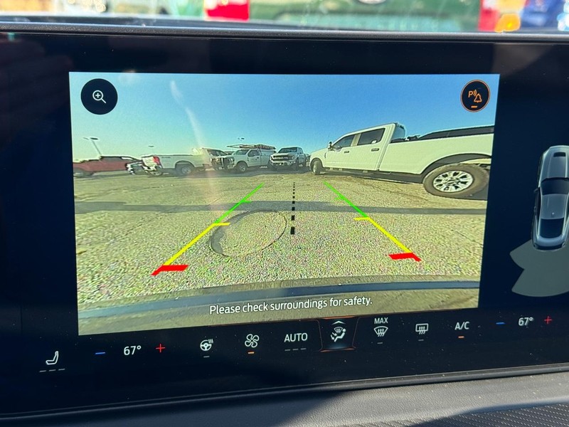 Ford Mustang Vehicle Full-screen Gallery Image 22