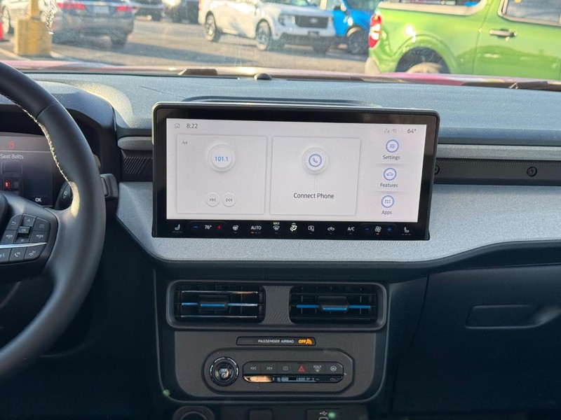 Ford Maverick Vehicle Full-screen Gallery Image 15